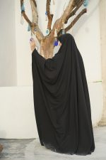 چادر جده نگین مسیرالسلطنه چادر سلطنتی نگین‌دار چادر نگین‌کاری شده از سر تا دامن چادر مجلسی درخشان زنانه چادر مسیرالسلطنه جلابیب